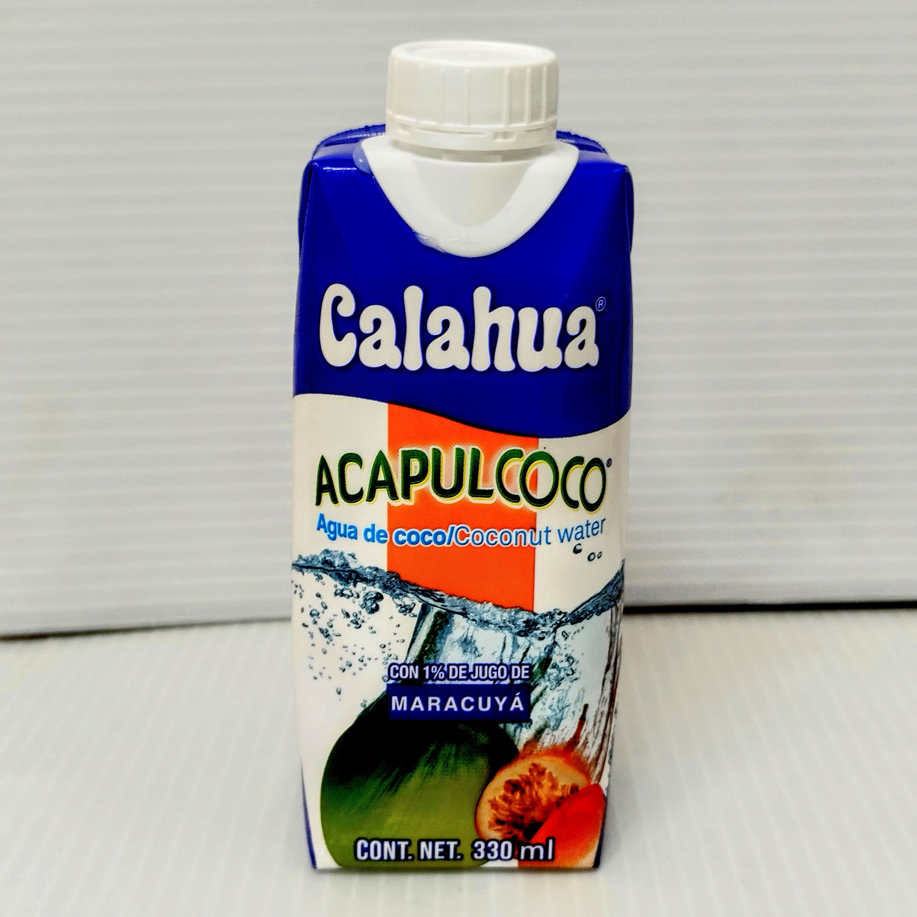 Agua de Coco Calahua Acapulcoco con Jugo de Maracuyá 330ml