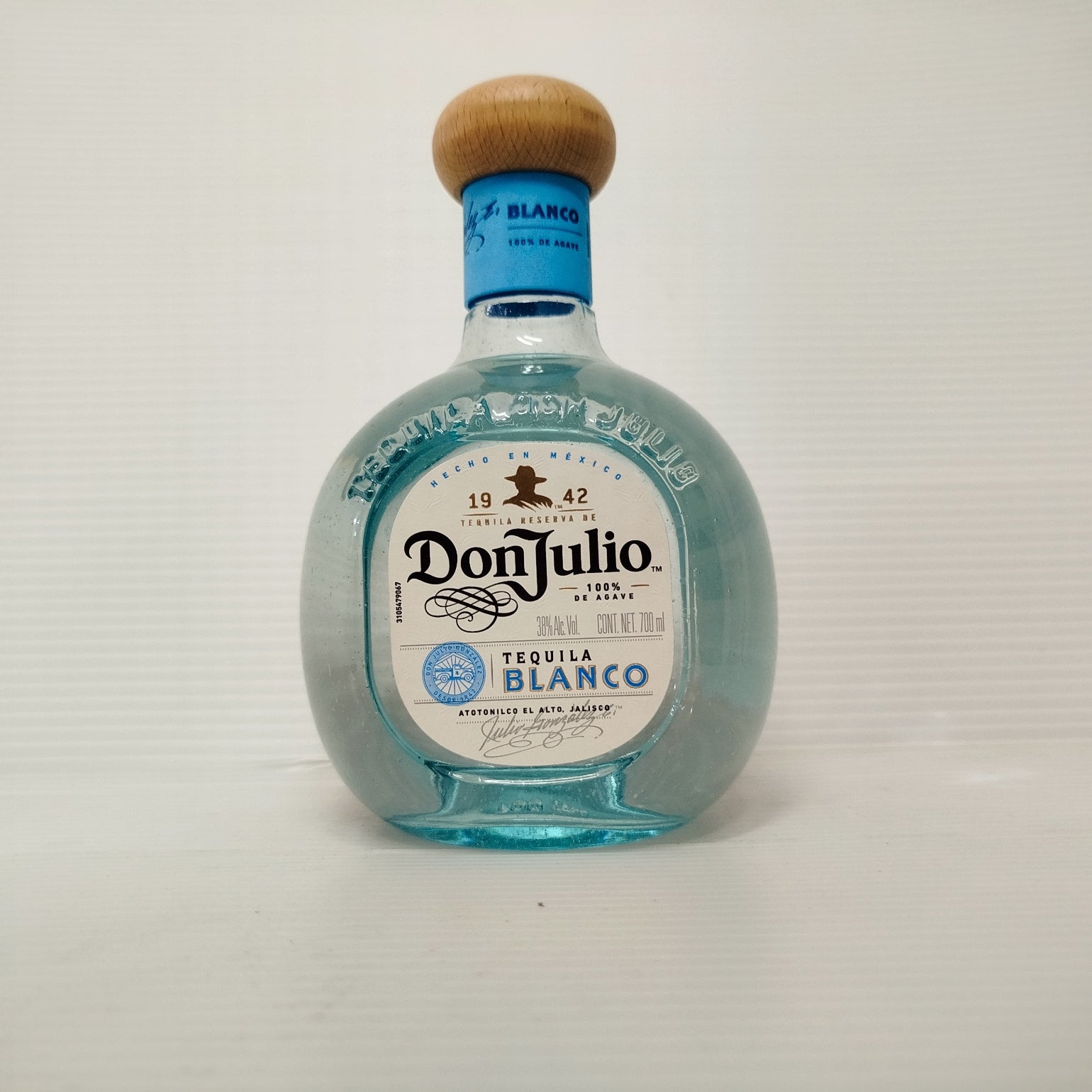 TEQUILA BLANCO DON JULIO 700 ML