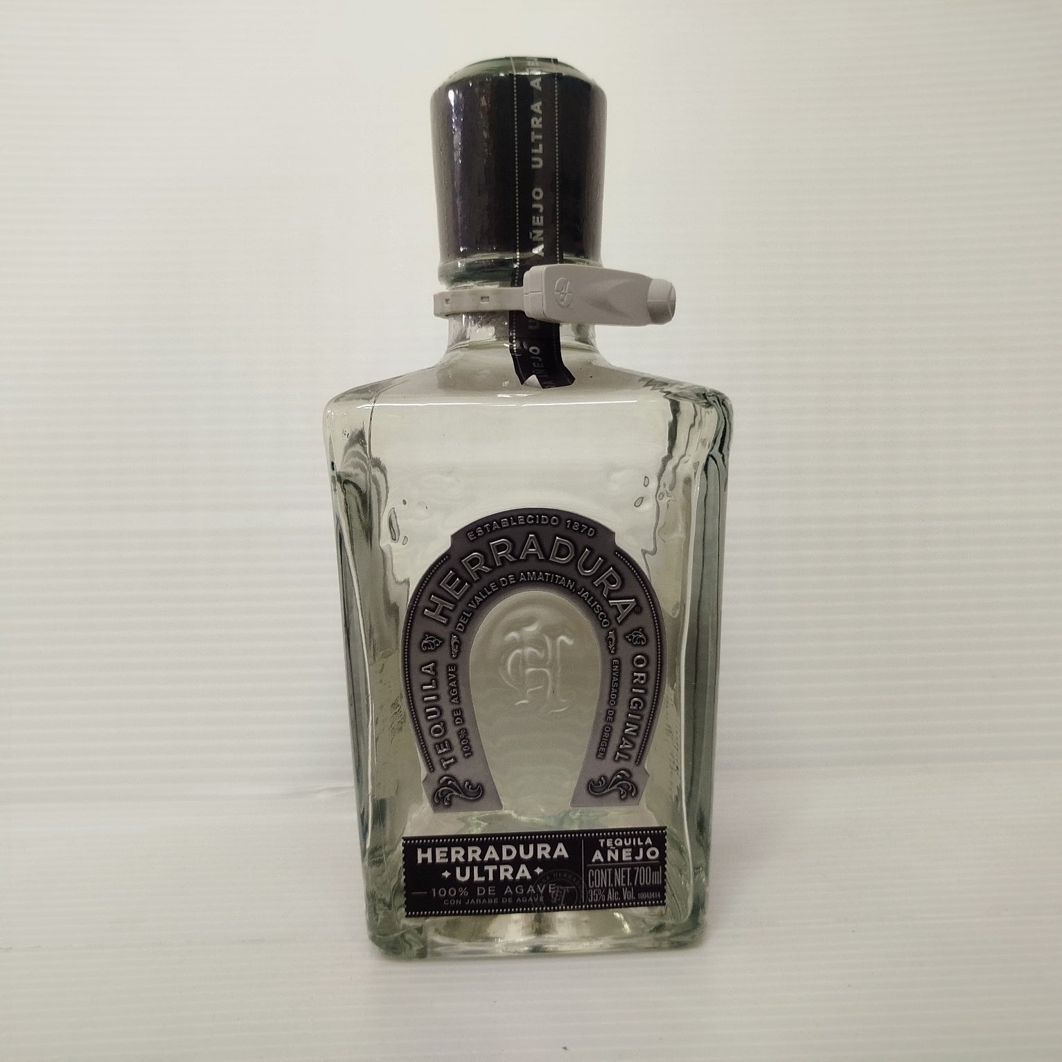 TEQUILA HERRADURA ULTRA AÑEJO 700 ML